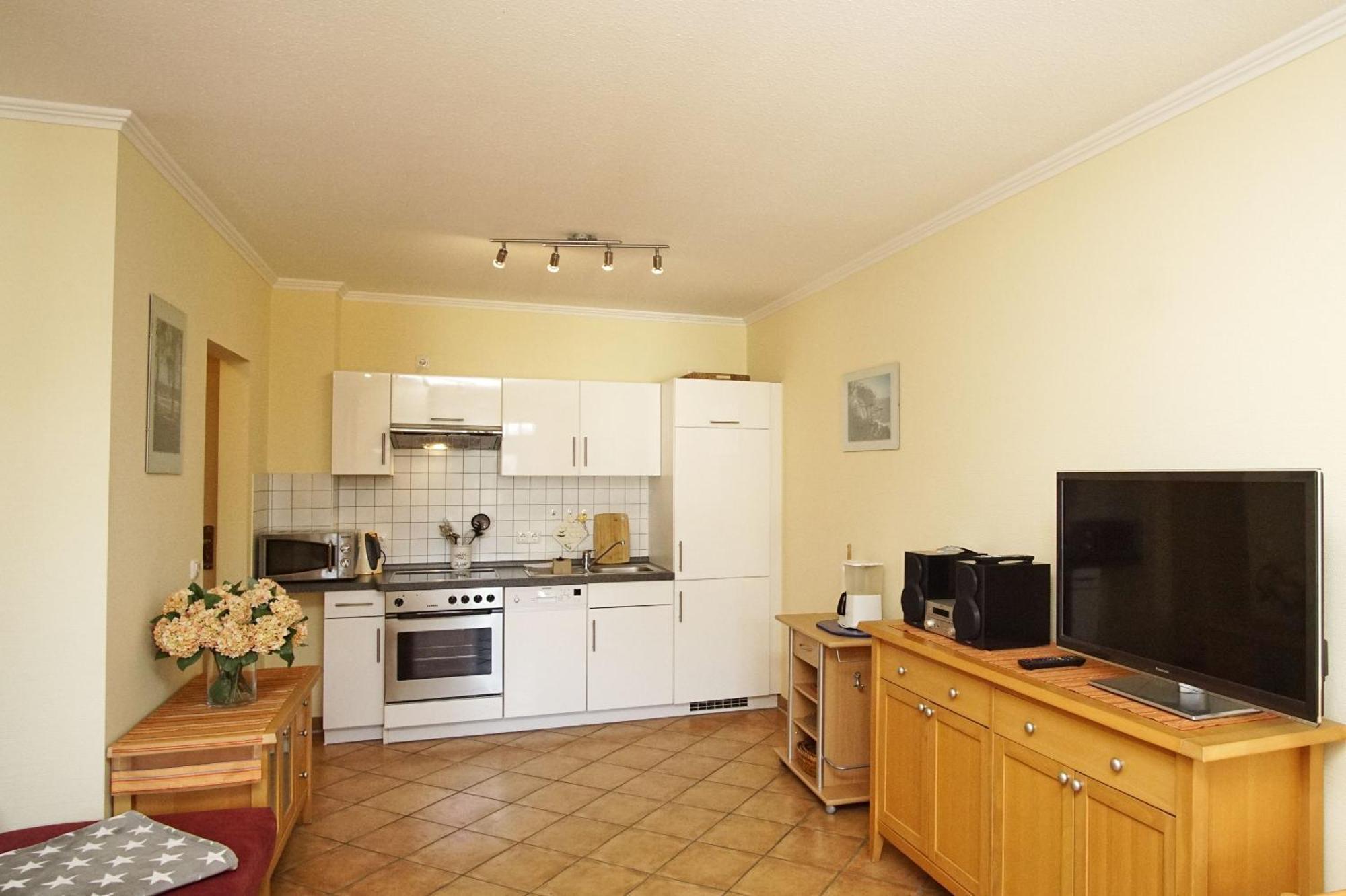 Villa Laetitia Fewo 16 - Strandnah, Balkon Binz Extérieur photo