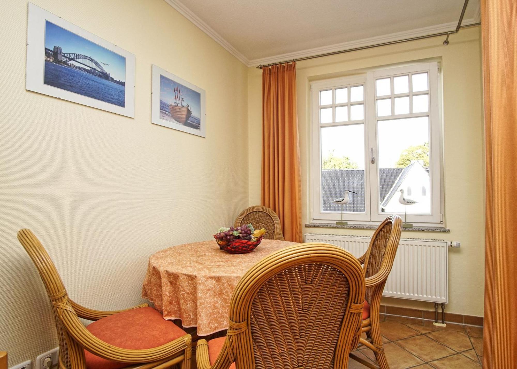 Villa Laetitia Fewo 16 - Strandnah, Balkon Binz Extérieur photo